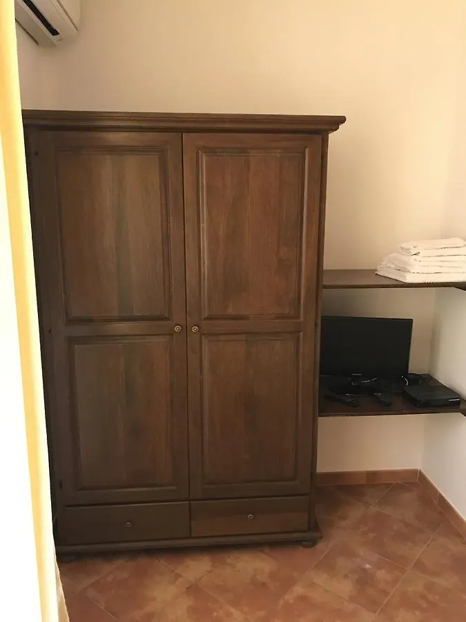 Dammusi Cala Galera Apartment Lampedusa